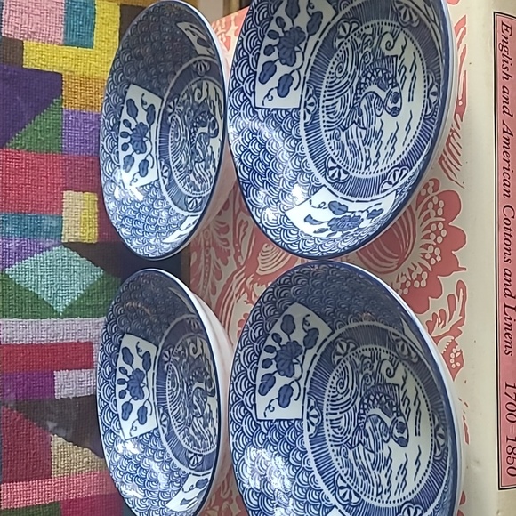 CHINOISERIE FISH MOTIF BLUE & WHITE RICE/SAUCE BOWLS SET 4 - Picture 6 of 9
